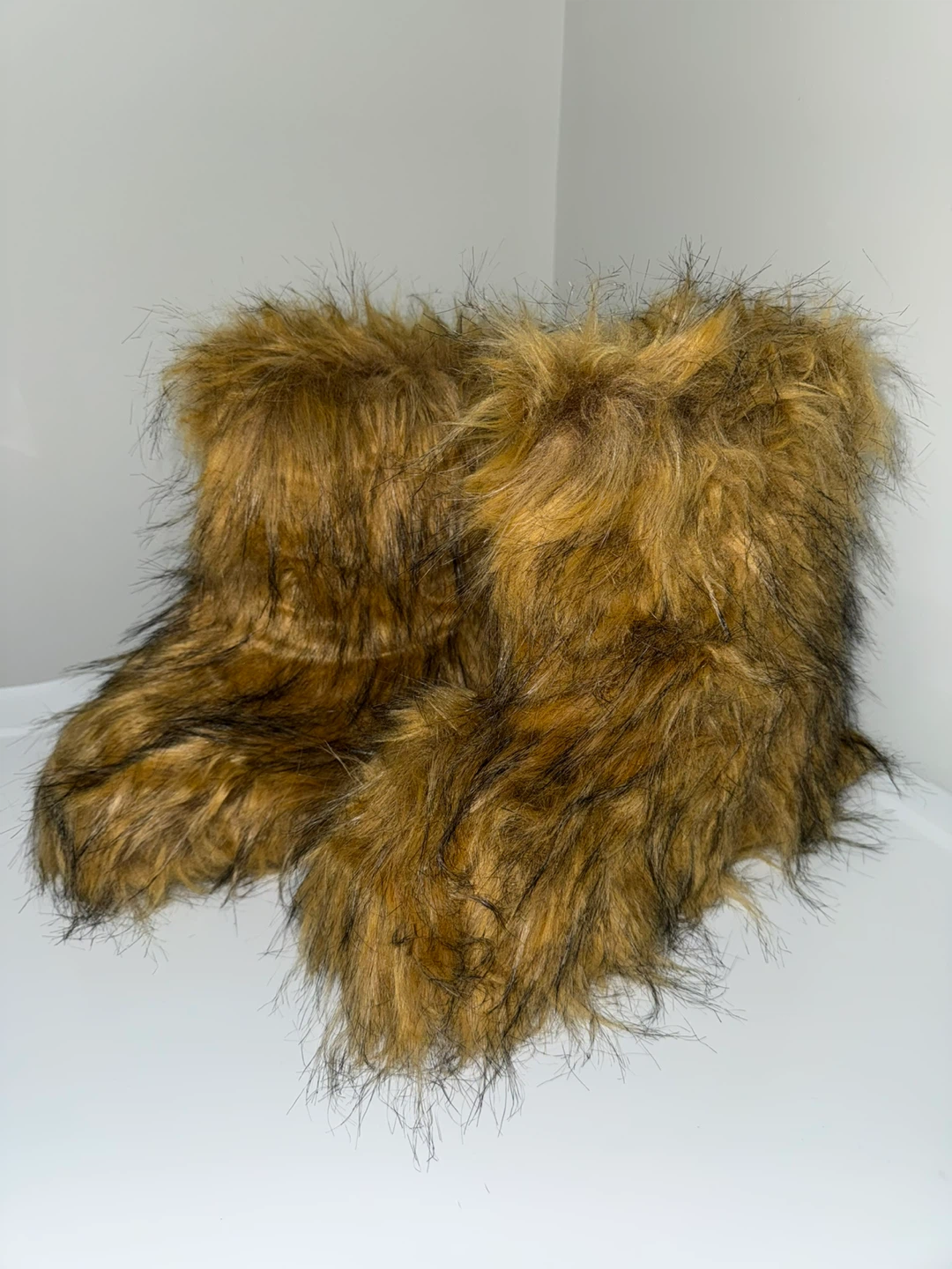 ipx Furry Faux Fur Boots - Women's Size 9 - photo 3