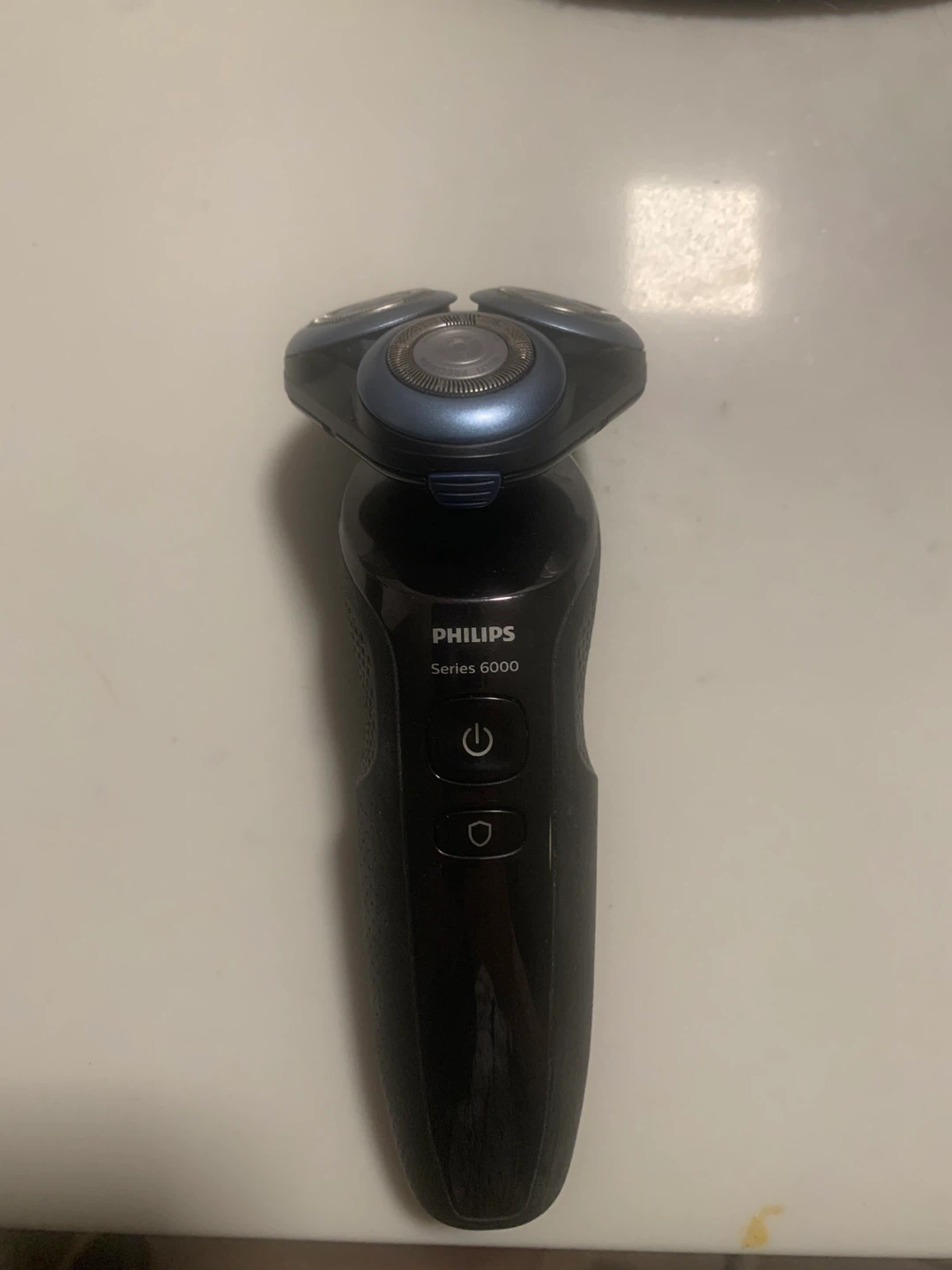 Philips Series 6000 Electric Shaver