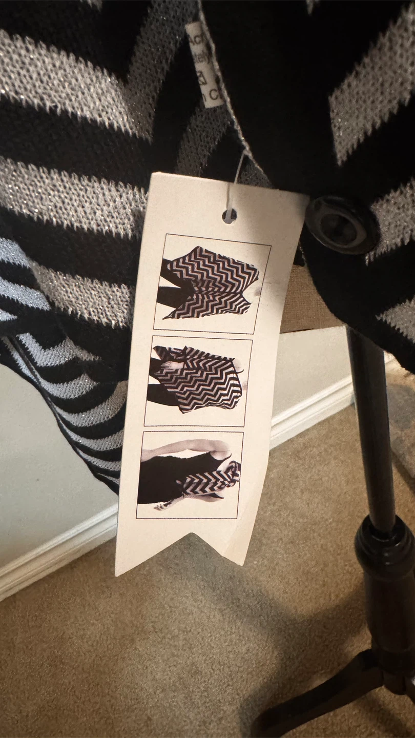 Poncho Style Cardigan - Black & silver - photo 3