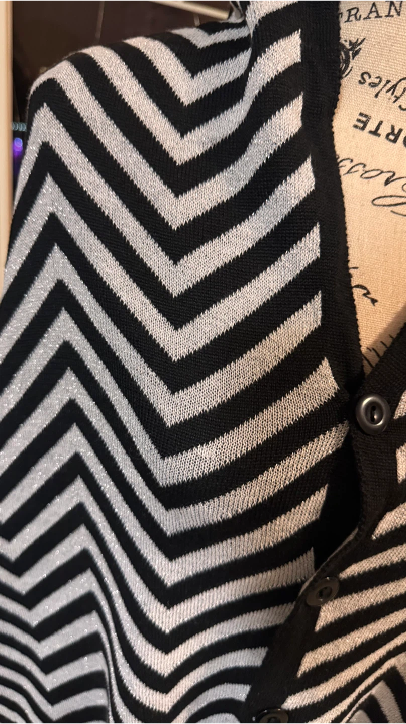 Poncho Style Cardigan - Black & silver - photo 2