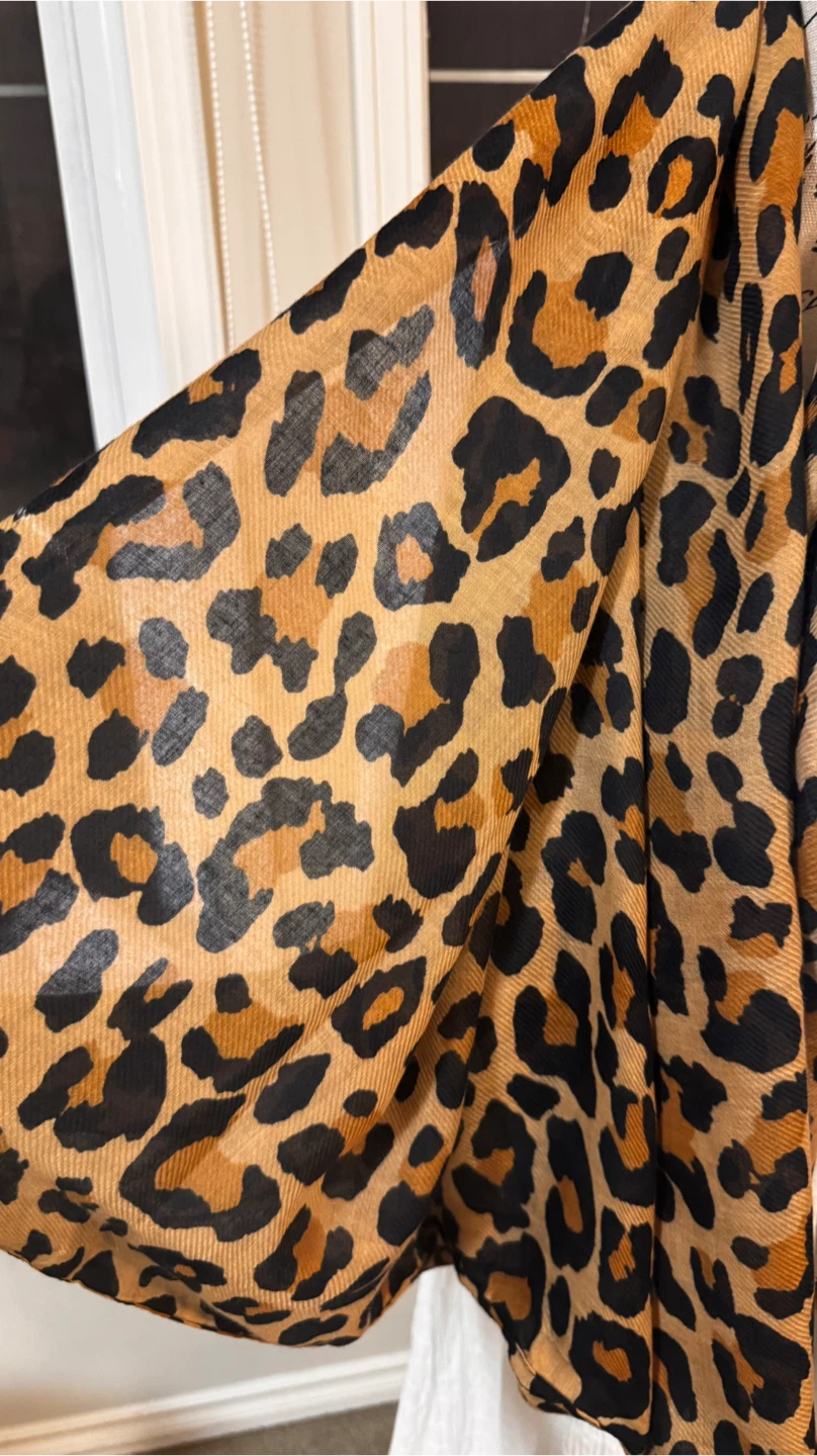 H&M Leopard Print Infinity Scarf - photo 3