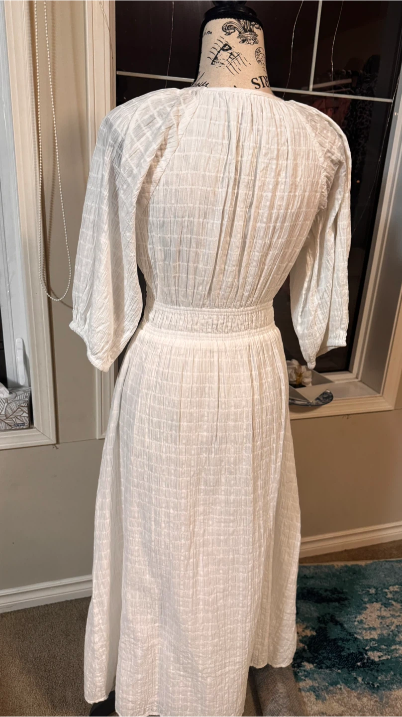 White Long Sleeve Dress size Small - photo 4