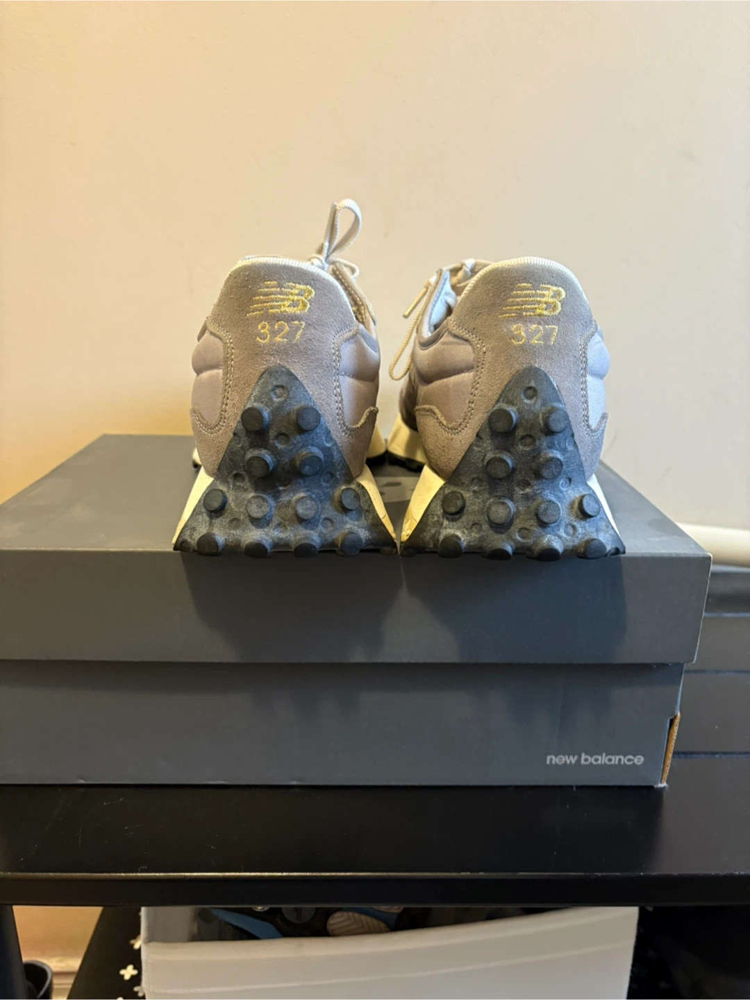 Size 12 Men’s New Balance 327 - photo 4