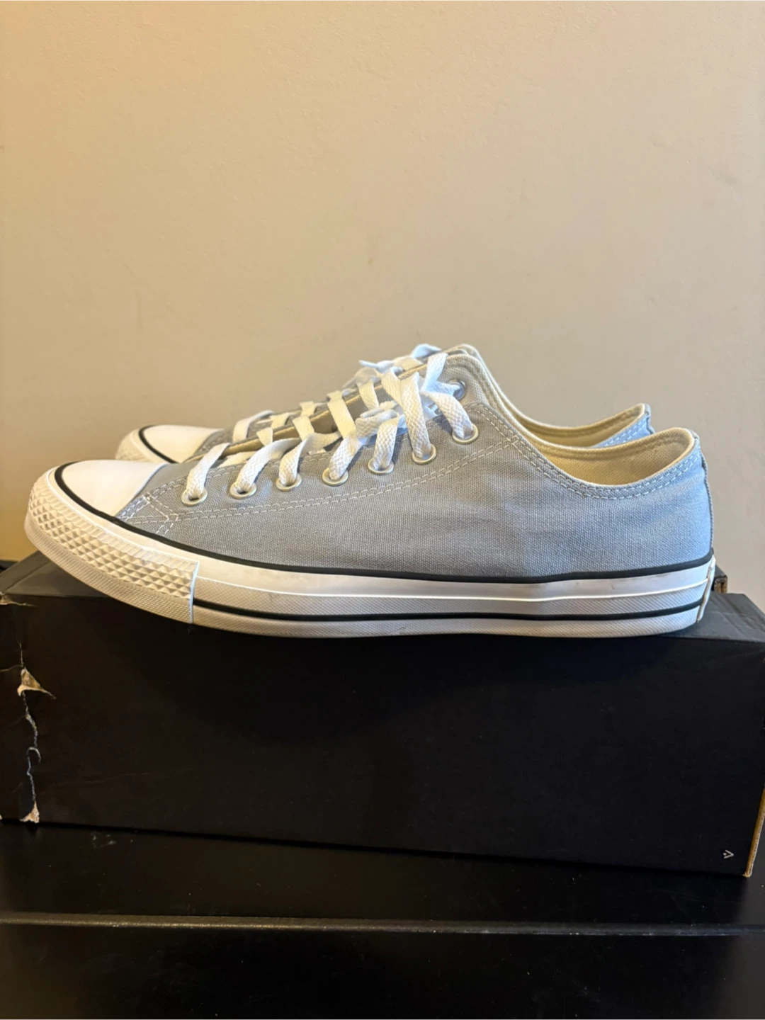 Men’s Size 11.5 Converse Chuck Taylor All Star Ox - photo 3