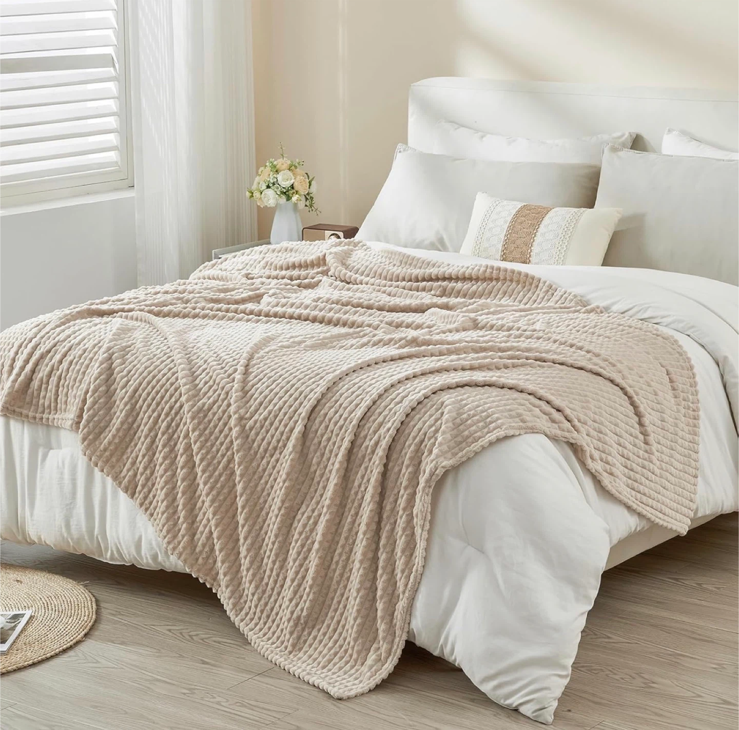 Emme Soft, Plush Grid Design Fleece Blanket, Beige Queen - photo 2