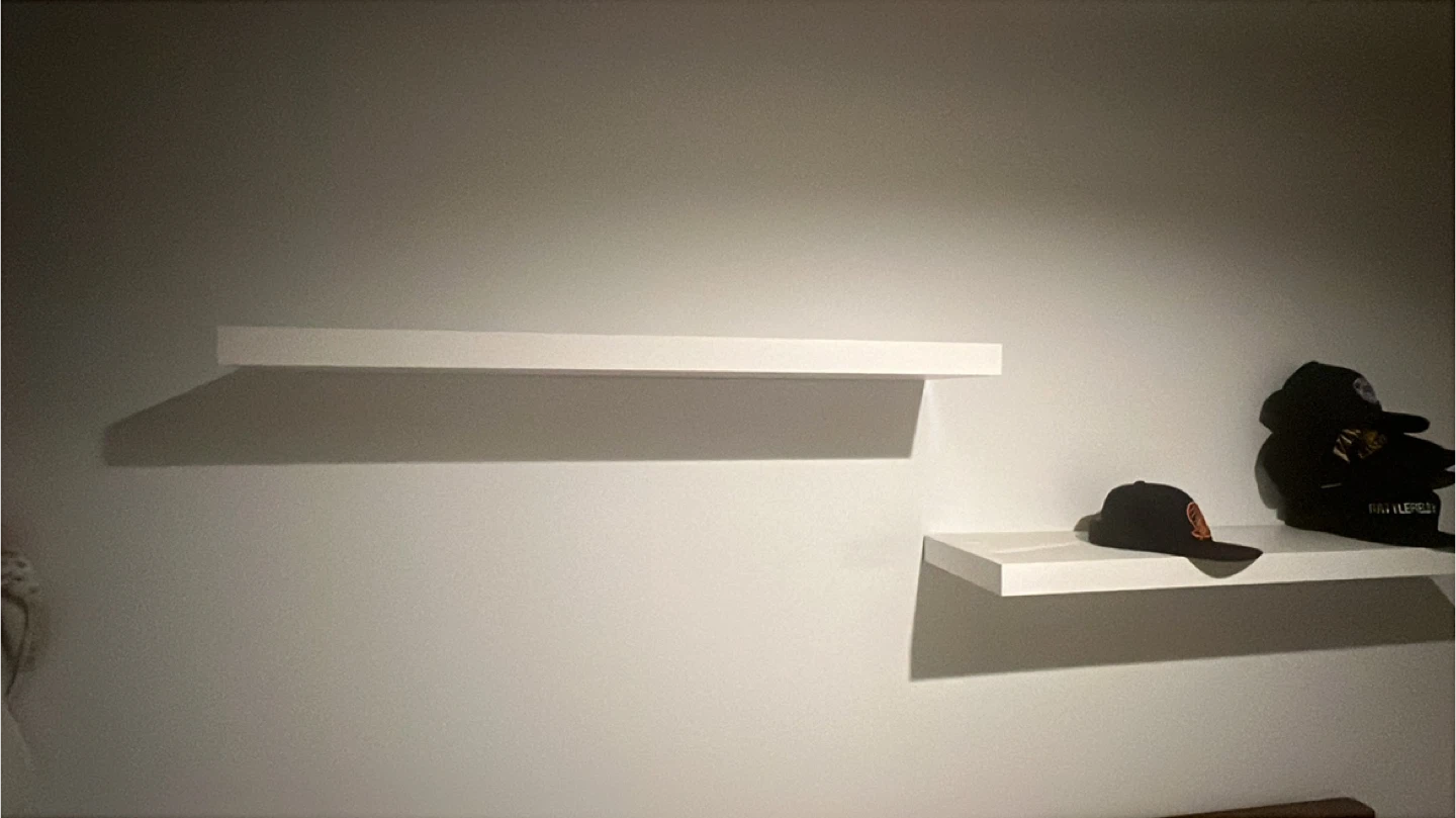 Floating shelves - photo 2