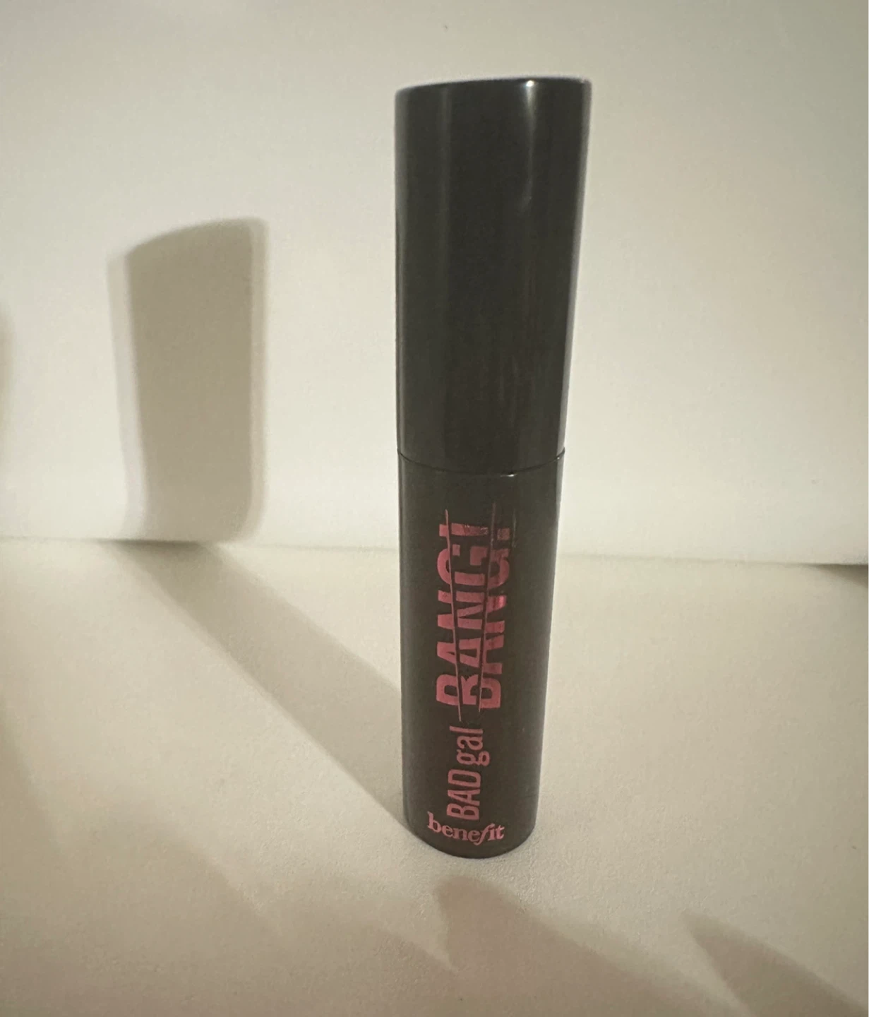 ($22 value) New Benefit BADgal BANG! Volumizing Mascara - photo 3