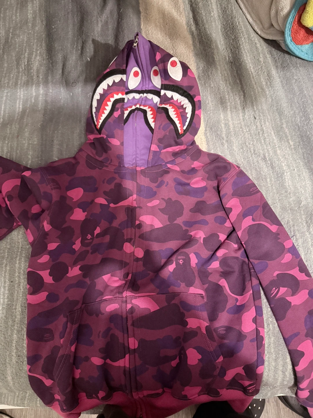 Bathing Ape Purple Camo Shark Hoodie - Size M - photo 2