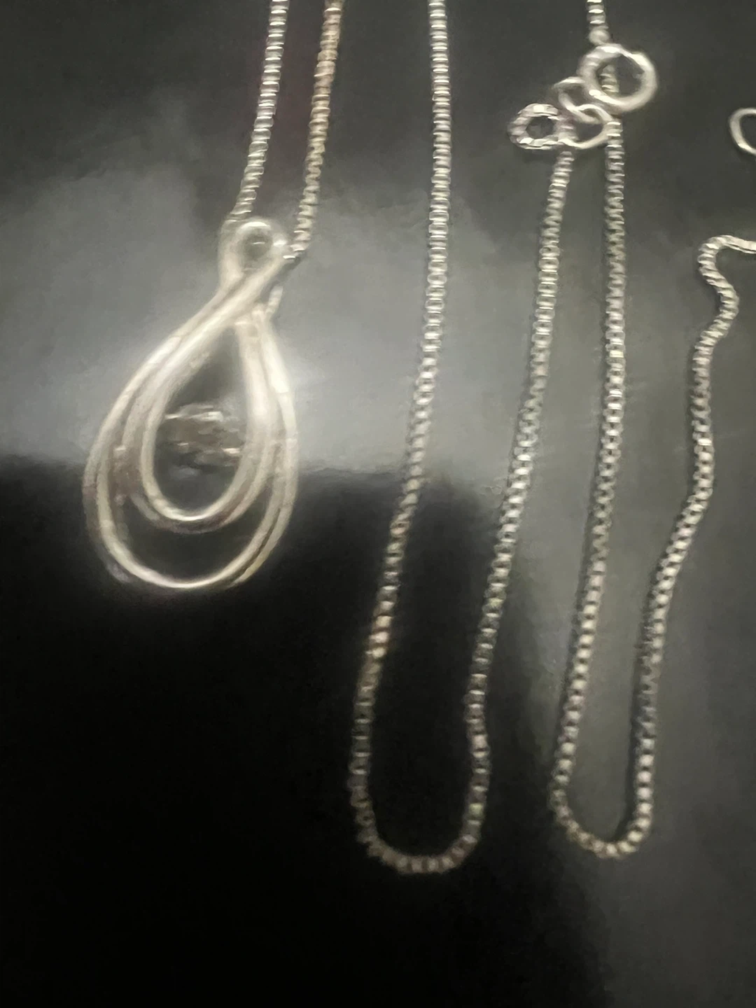 925 silver necklace with a floating diamond
