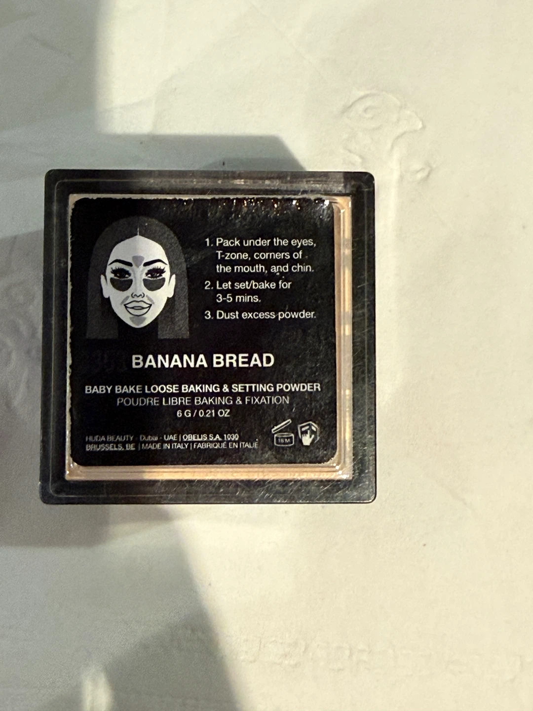 Mini Huda Beauty Banana Bread Powder - photo 3