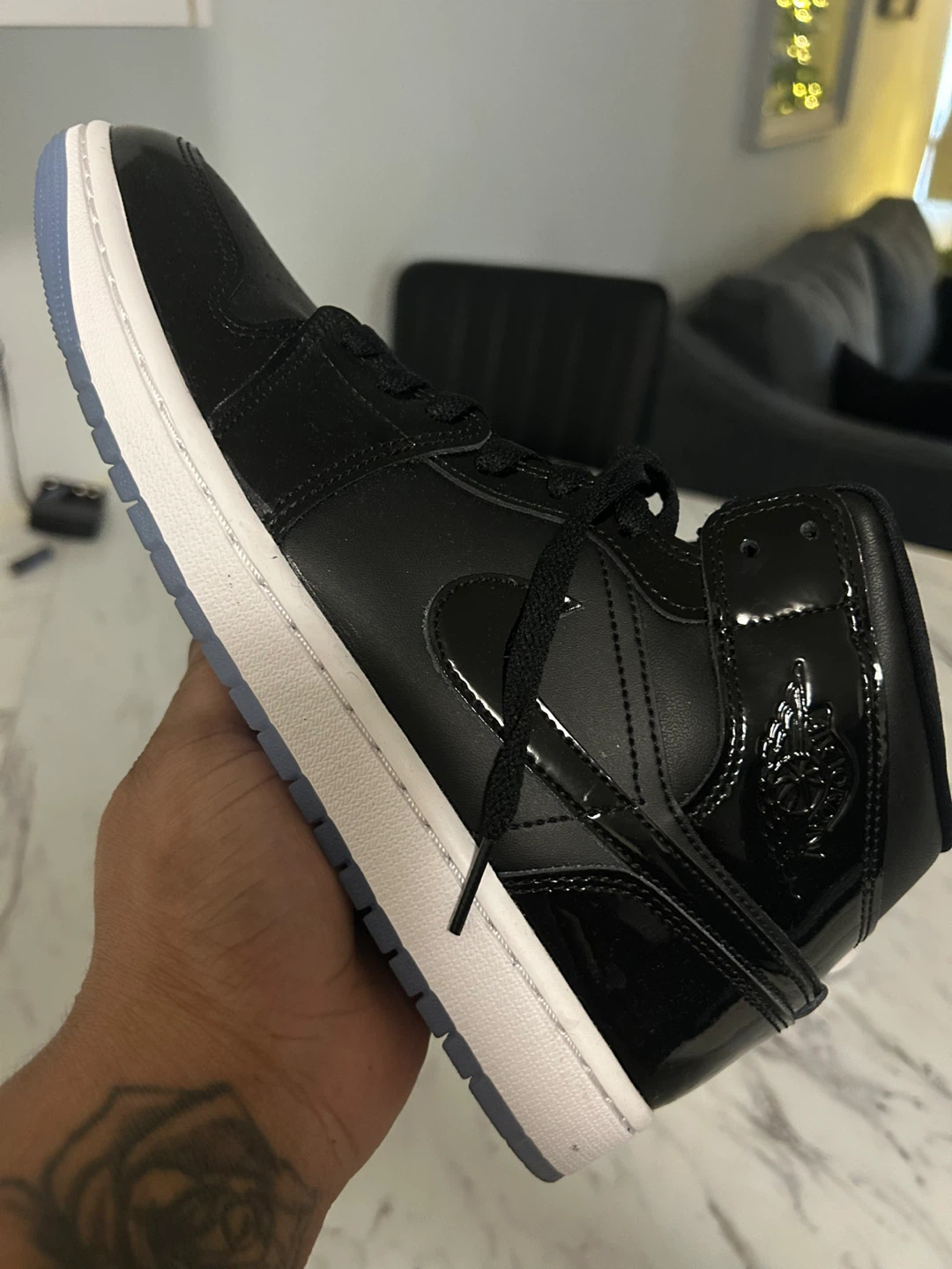 Air Jordan 1 Mid Black Patent Leather - photo 2