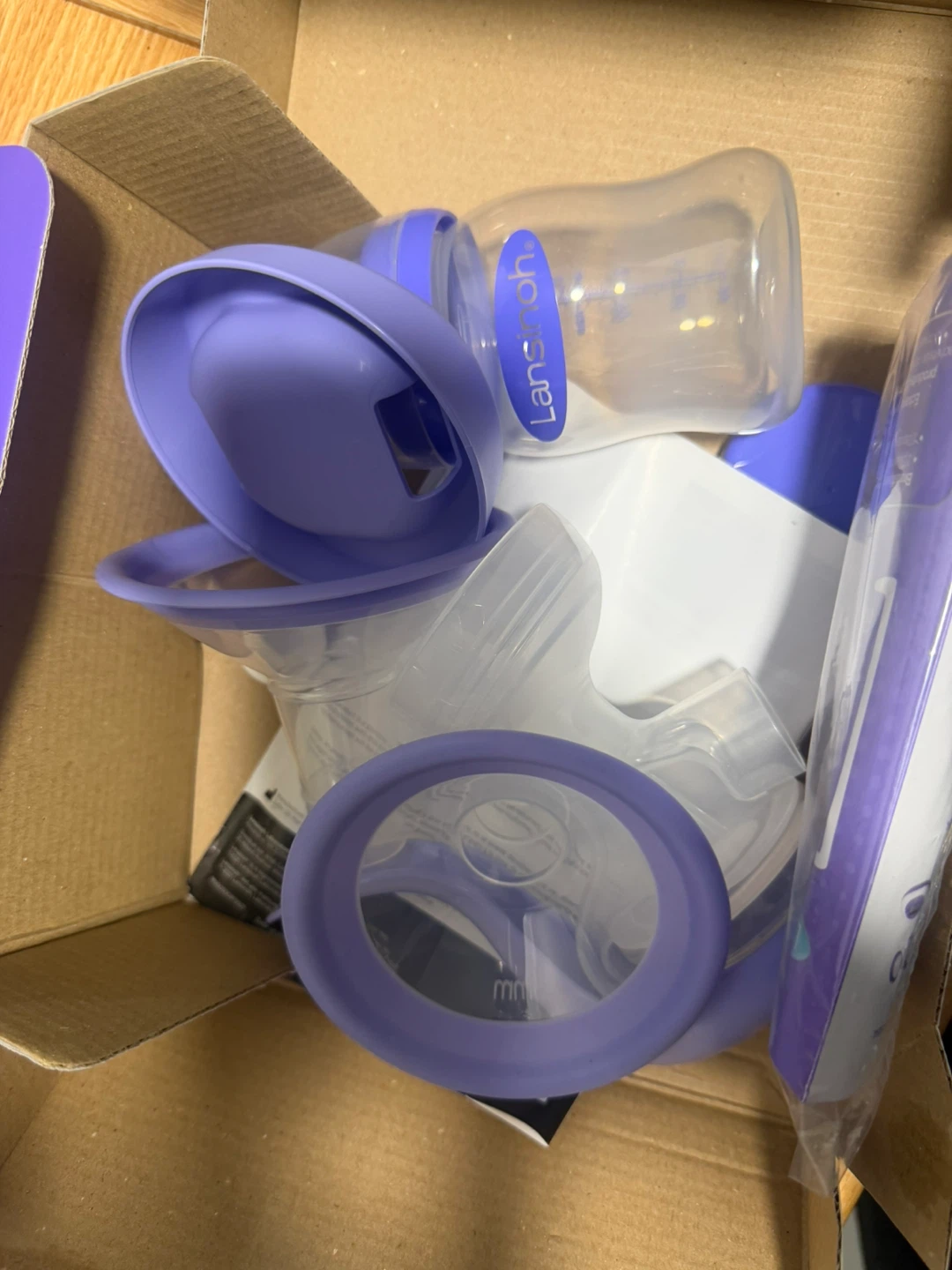 Lansinoh Manual Breast Pump - Like New! - photo 2