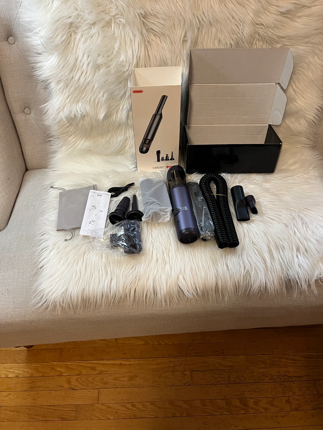 NWT Handheld Brushless Vacuum Cleaner Q208 - New in Box!