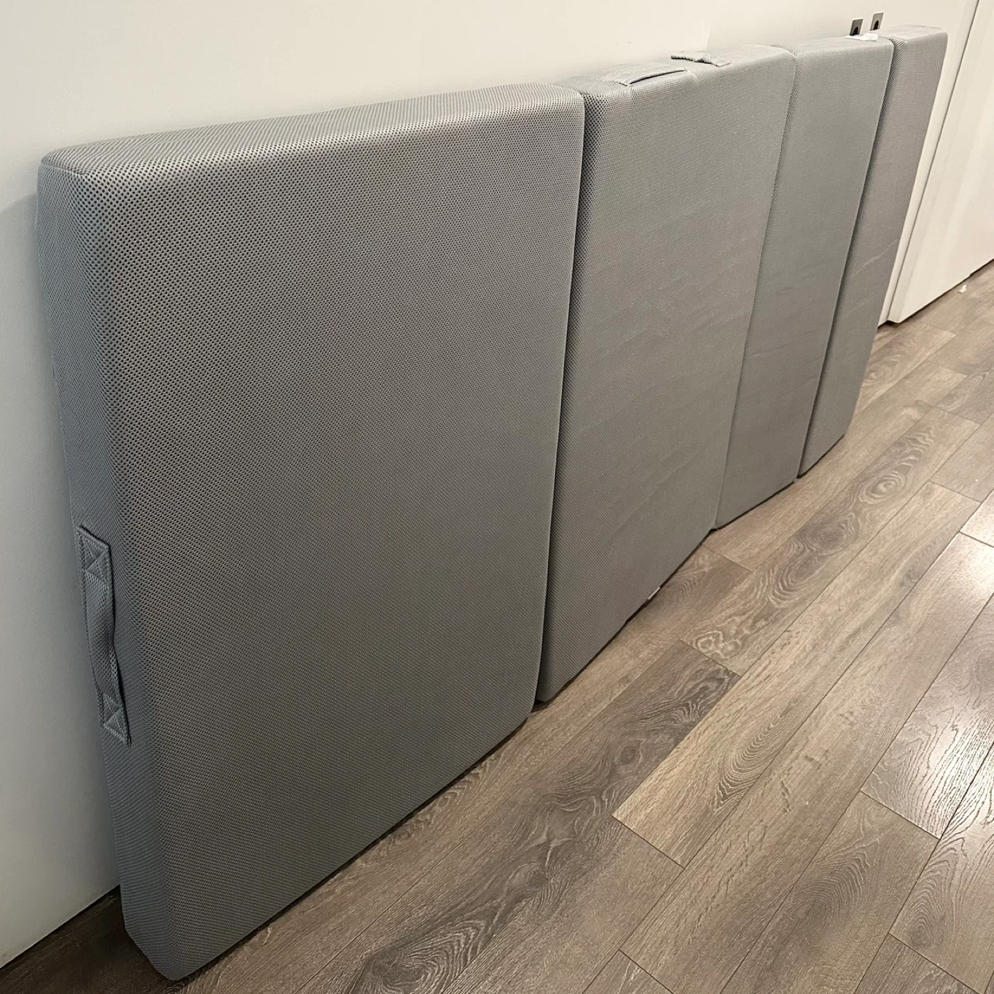 Milliard Tri-Fold foldable Mattress Twin Size - photo 2