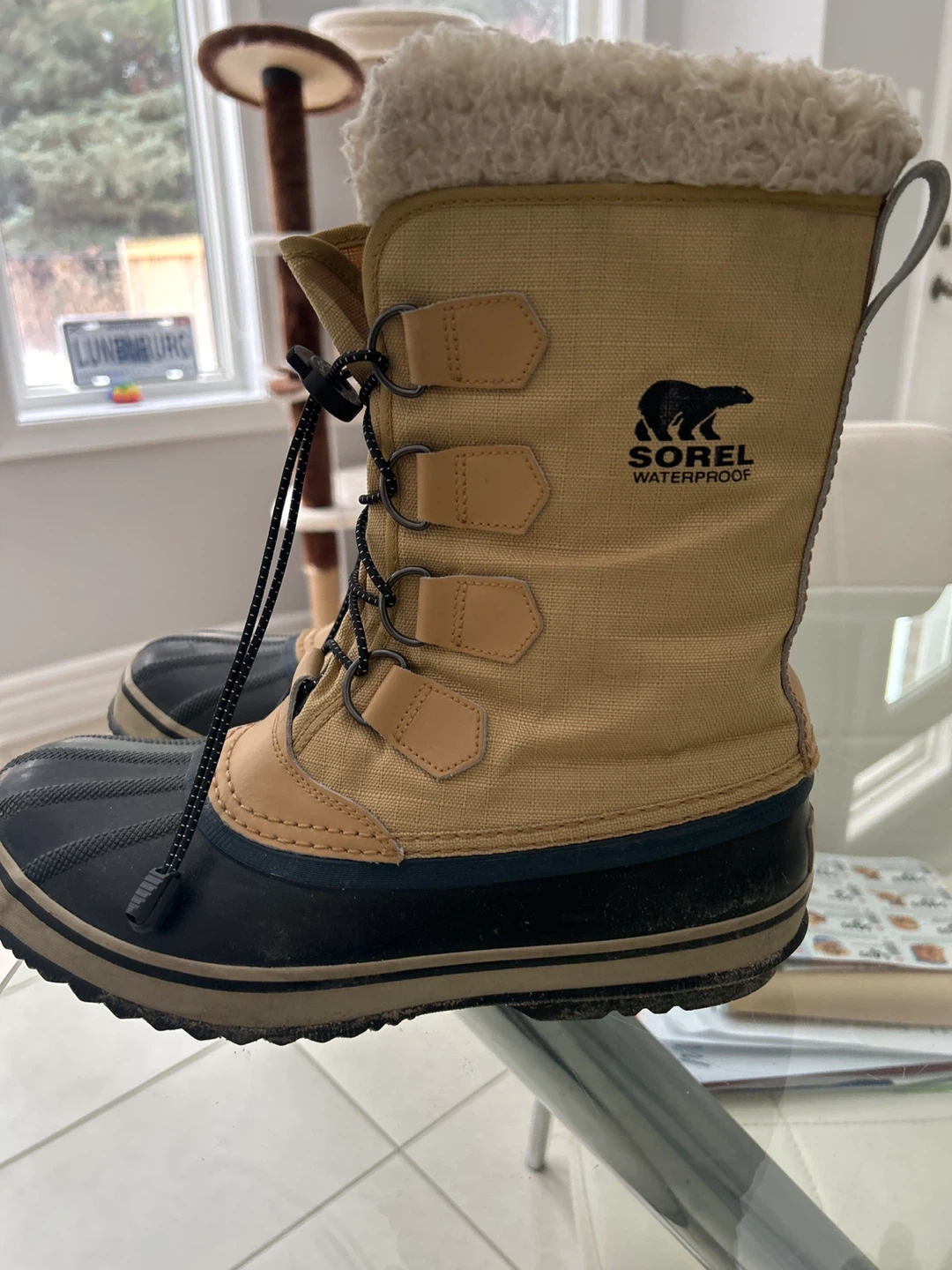 Sorel Winter Boots - Size 9