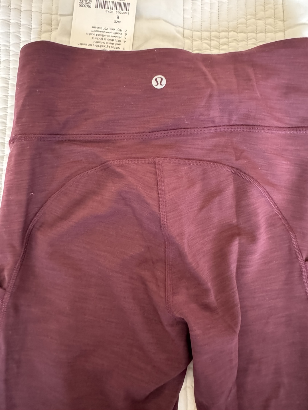 Lululemon Invigorate HR Tight 25" - Size 6 - photo 3