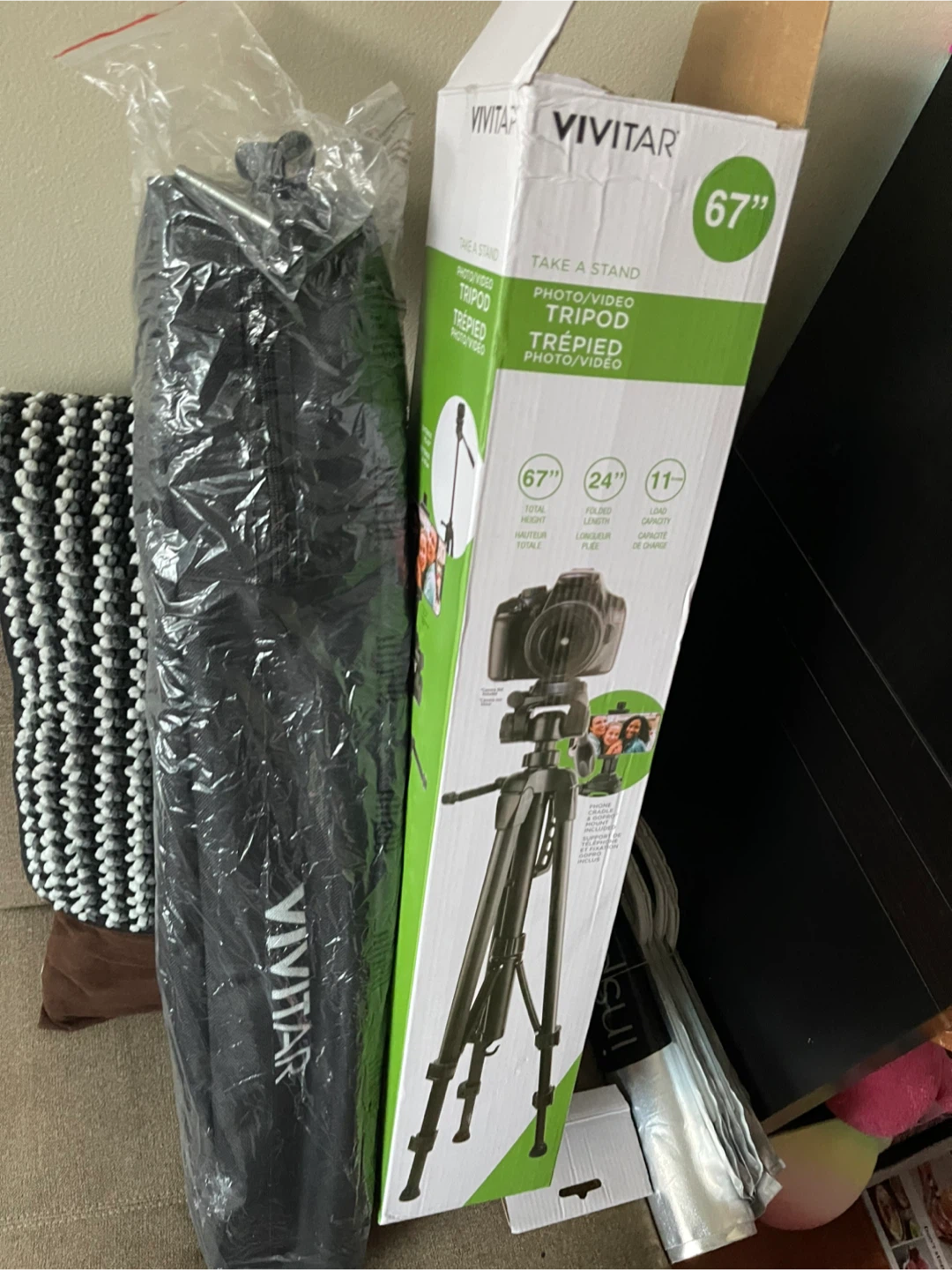 Vivitar 67" Photo/Video Tripod - New in Box! - photo 3