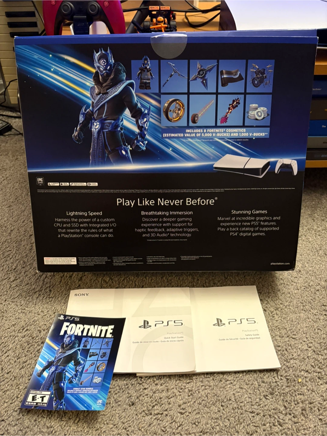 PS5 1TB Digital Fortnite Bundle + Sony Docker + 2 Controllers - photo 4