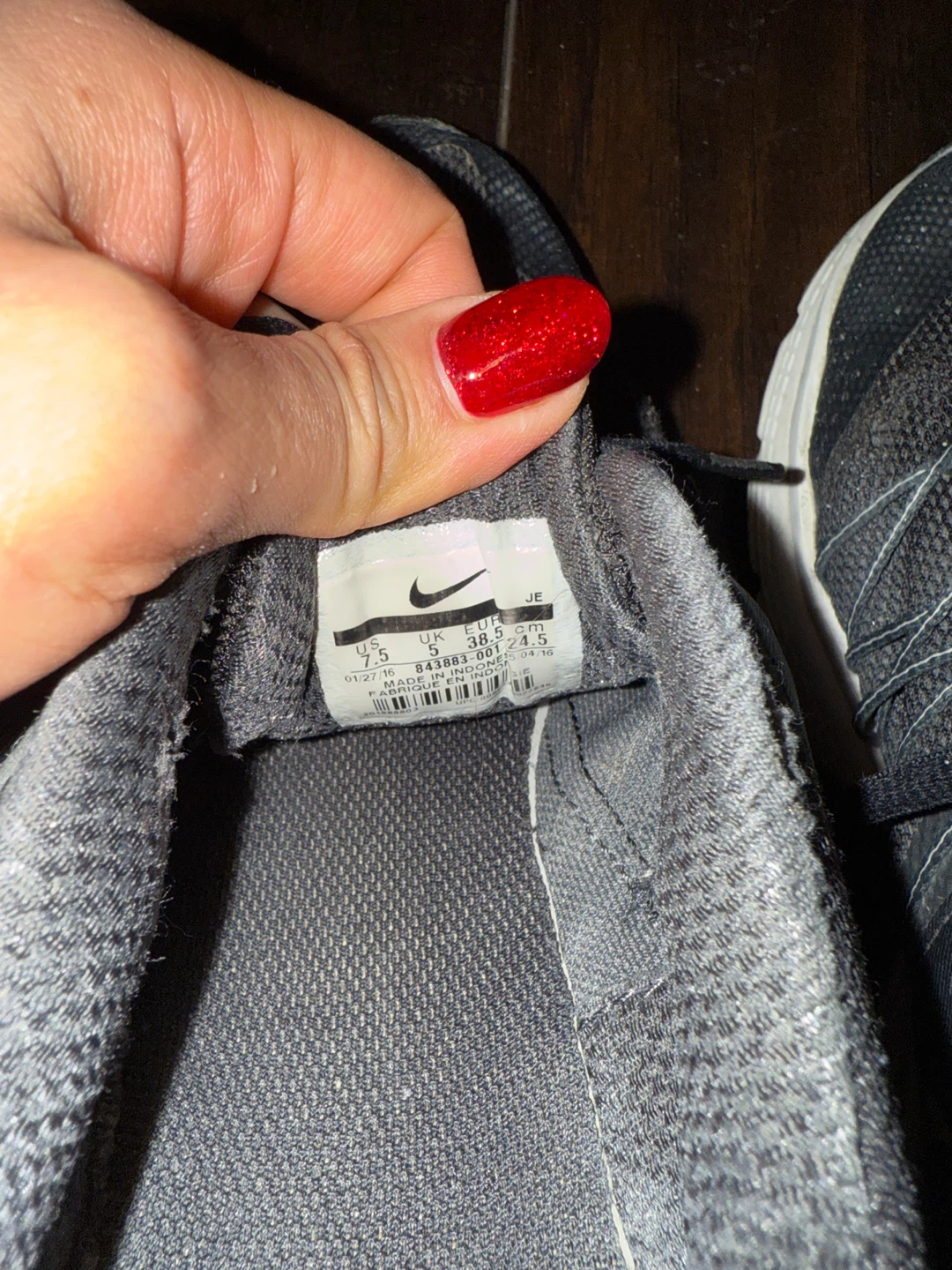 Nike Air Relentless 6 Running Shoes - US 7.5 - photo 5
