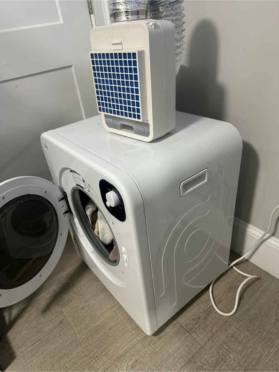 LANATY Compact Laundry Dryer - White