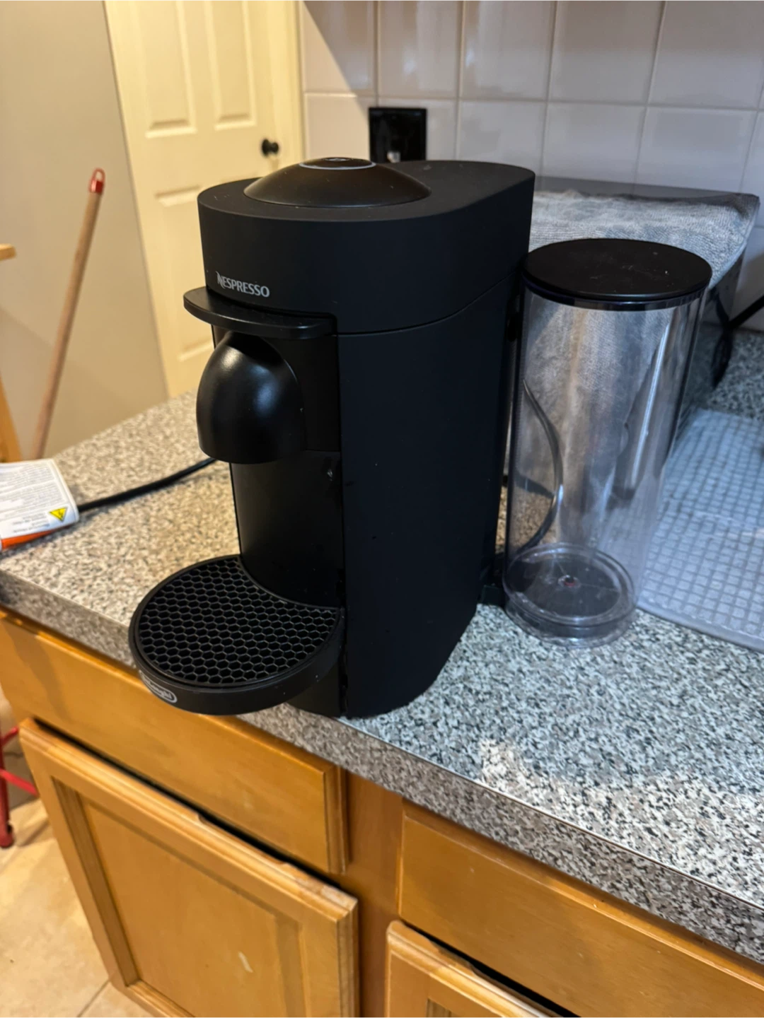 Nespresso Vertuo Next Coffee Machine - Black - photo 2