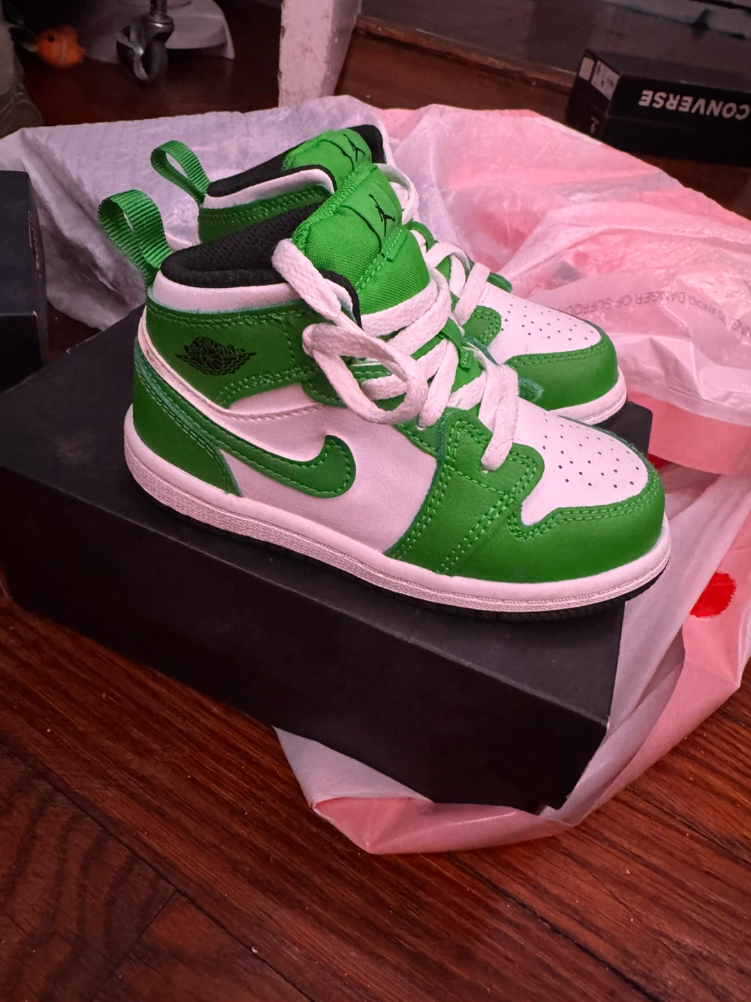 Nike Air Jordan 1 Toddler - photo 2