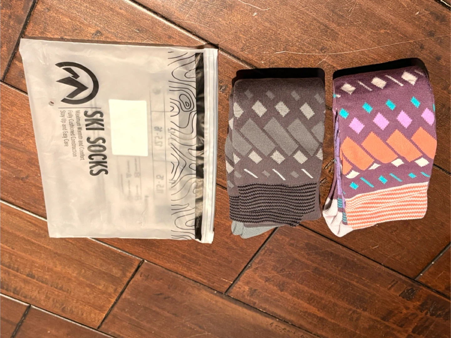 Women’s Outdoor Master Ski Socks, Size Medium