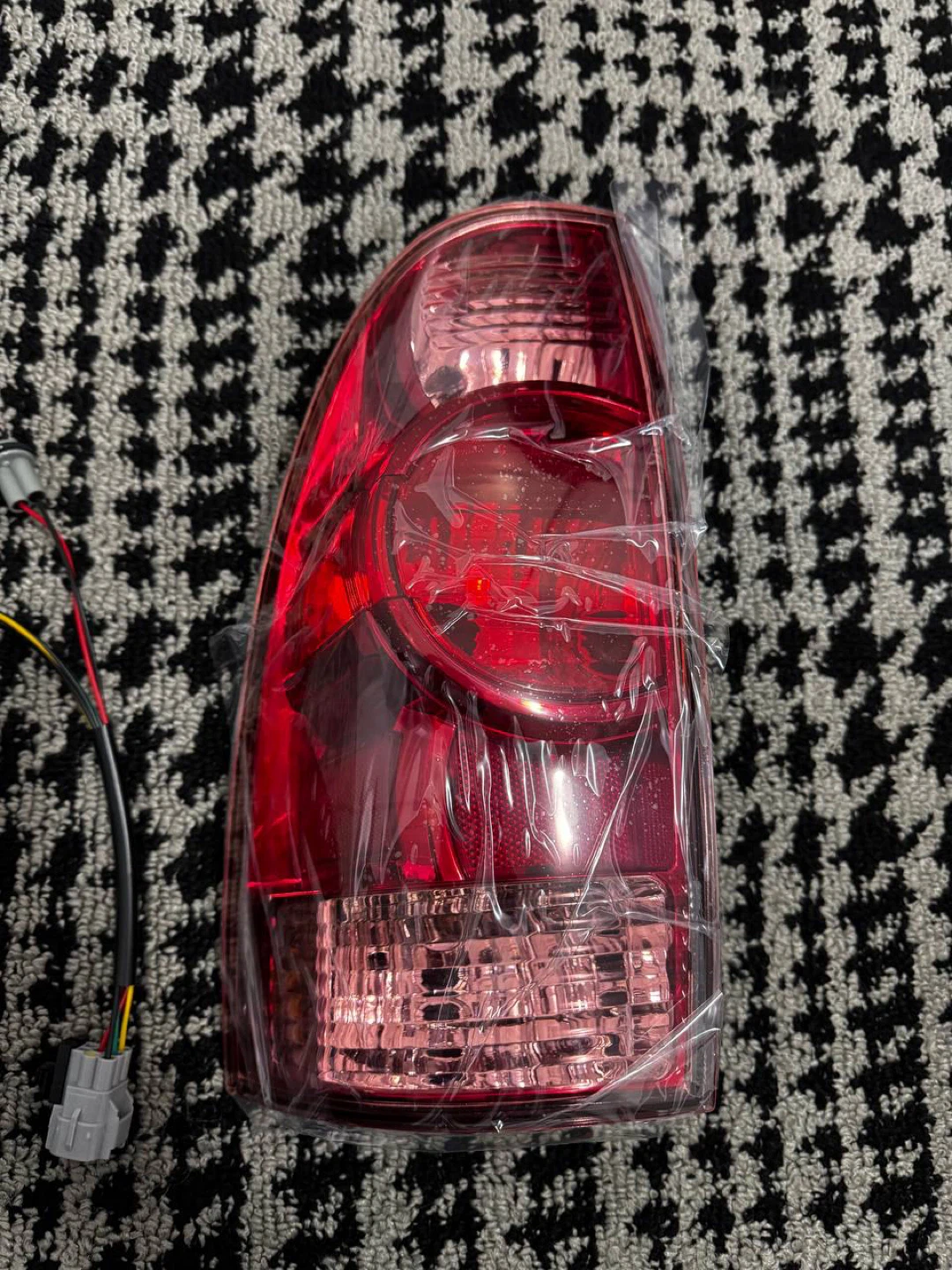Toyota Tacoma Tail Light – LEFT Side (New in Box)