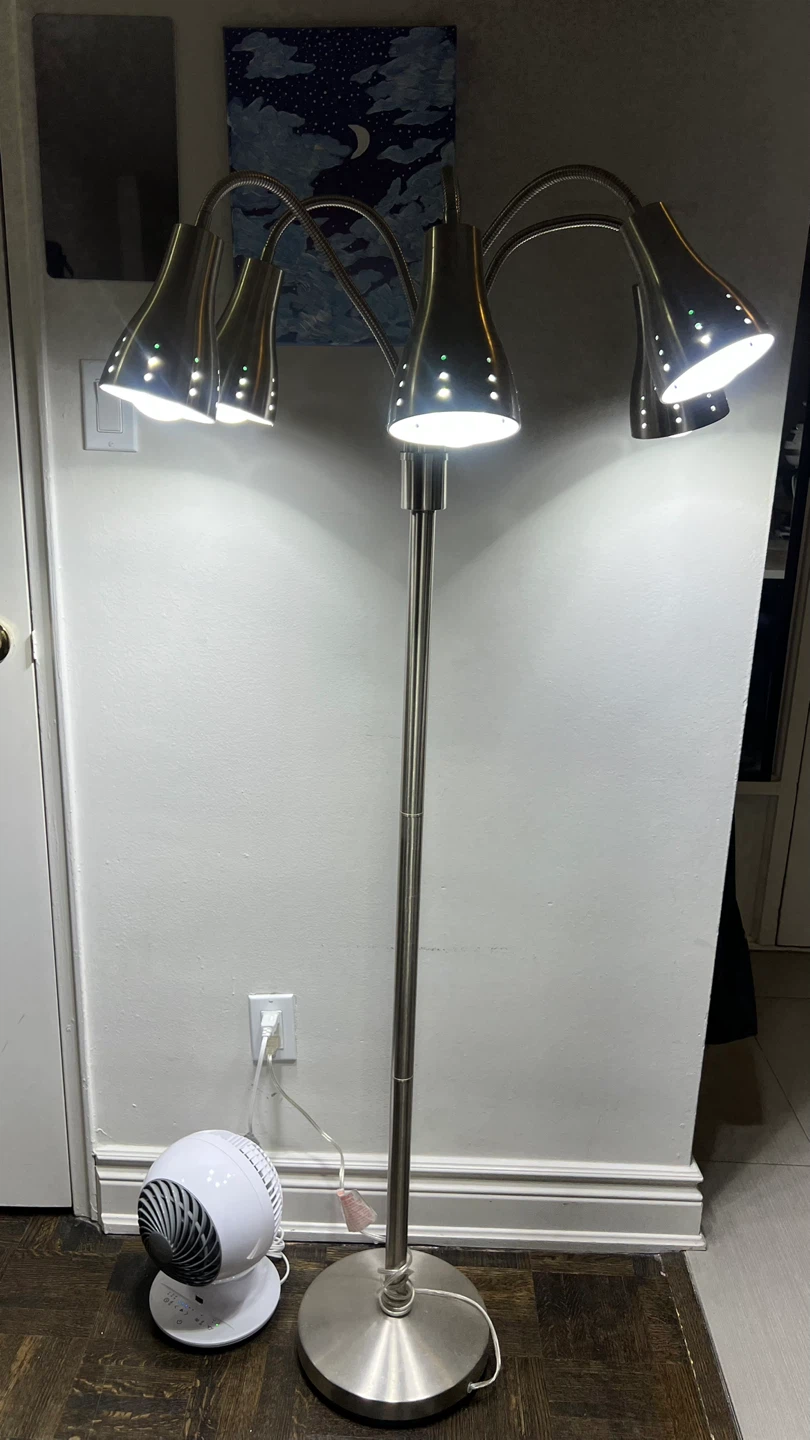 5 Head Floor Lamp - Great for Living Room - photo 4