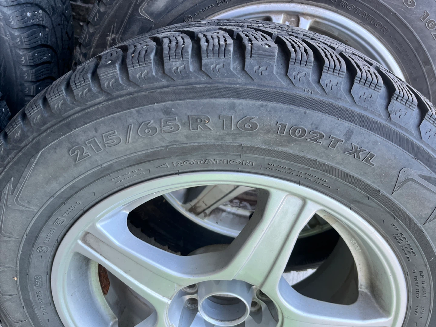 Set of 4 Winter Tires 215/65 R16