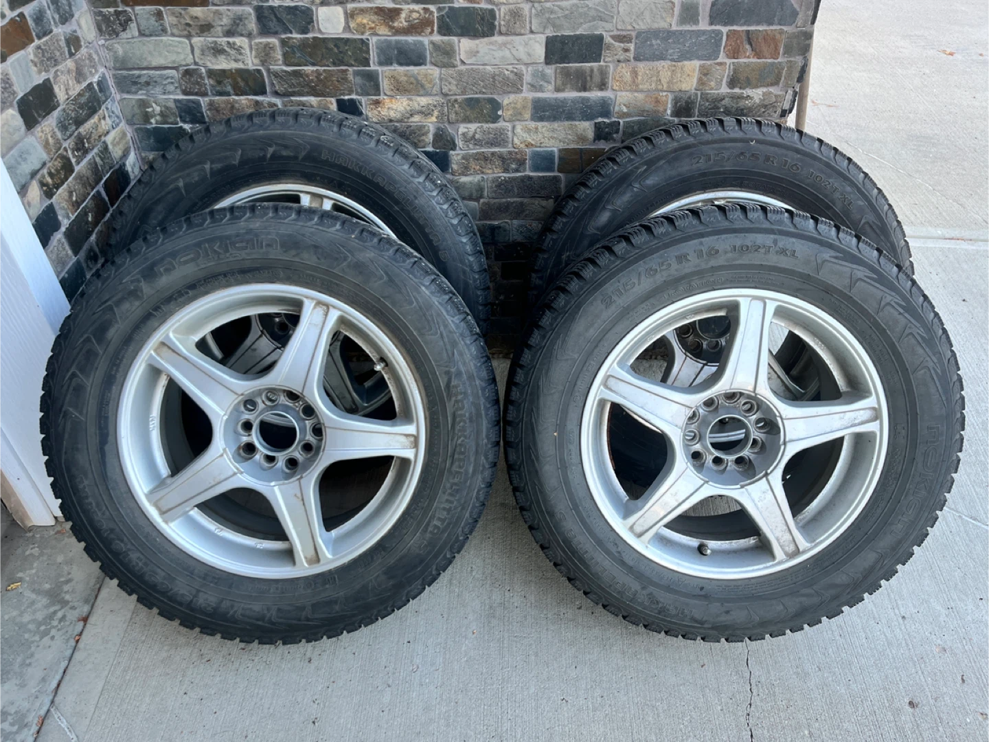 Set of 4 Winter Tires 215/65 R16 - photo 2