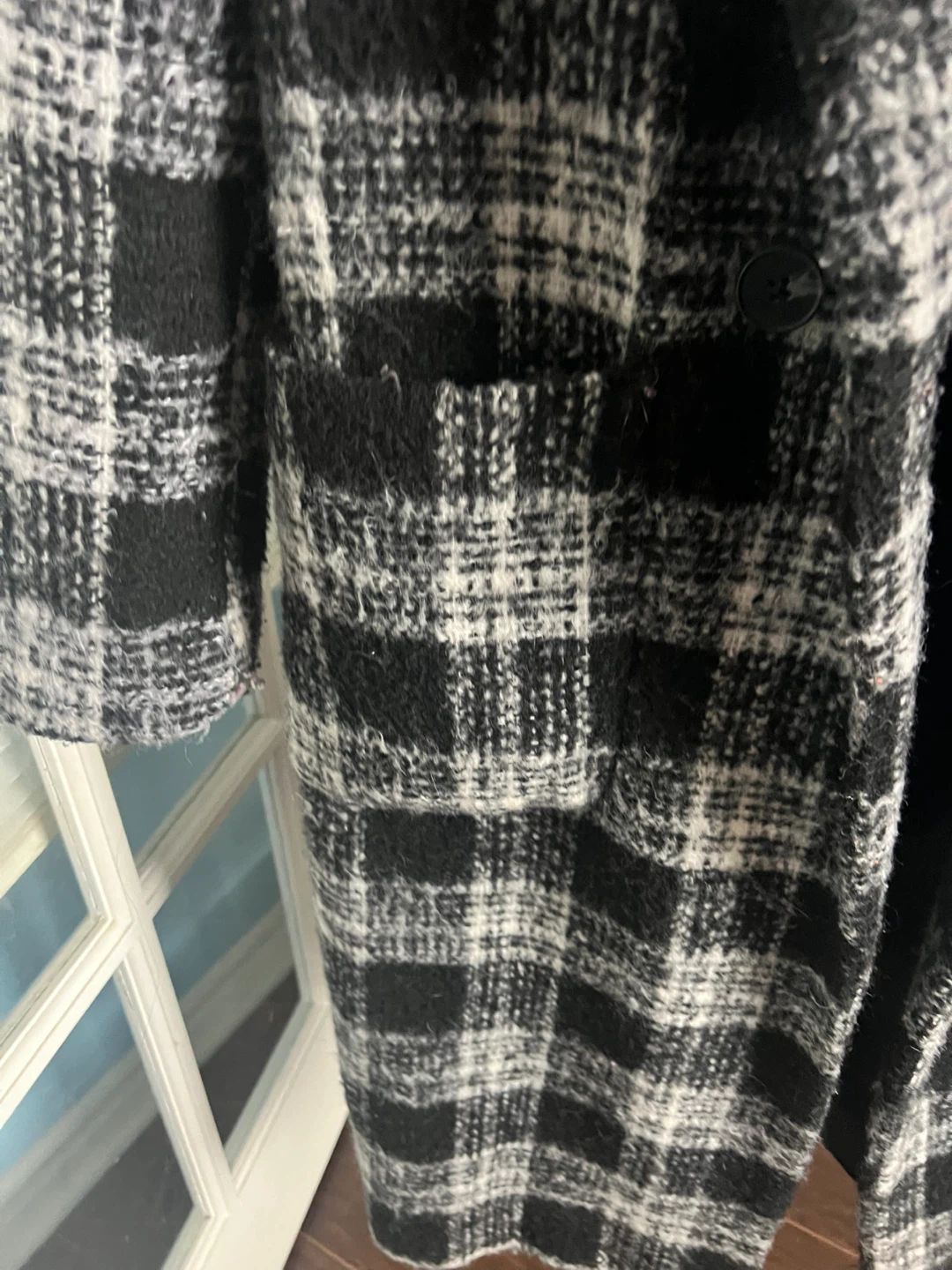 Suzy Shier Black & White Plaid Coat - photo 3