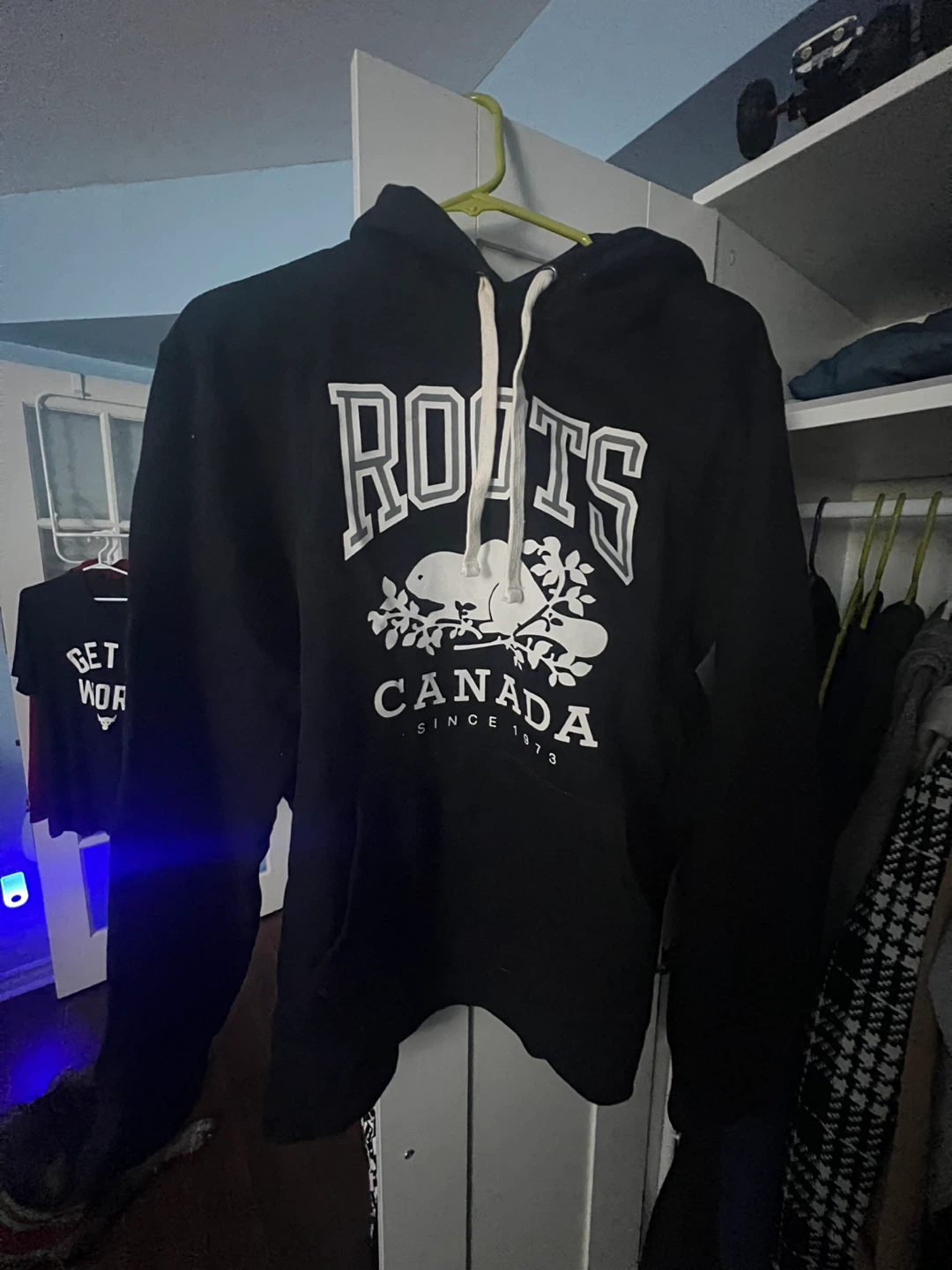 Roots Canada Black Hoodie - Size M