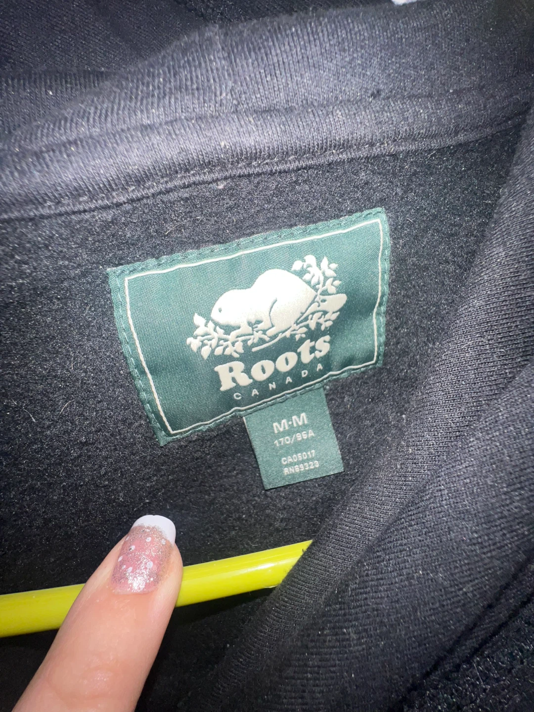 Roots Canada Black Hoodie - Size M - photo 2