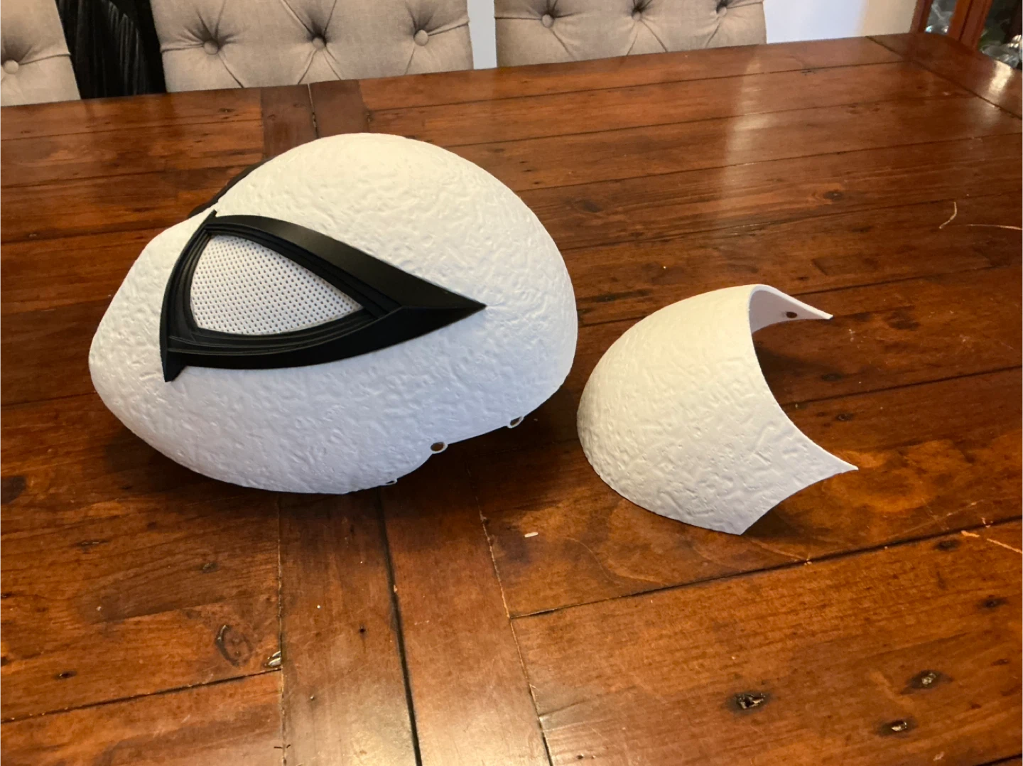 Custom 3D Printed Anti-Venom Helmet - photo 4