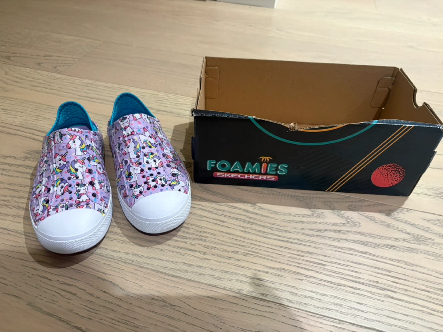 New Skechers Foamies Guzman Steps Unicorn Dazzle - Size 3