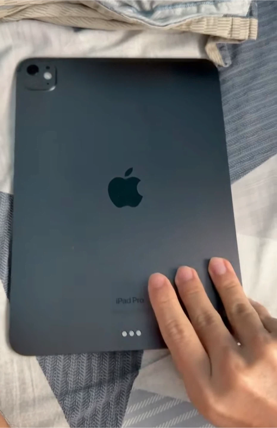 11” iPad M4 256GB WiFi (Price is Firm) - photo 4