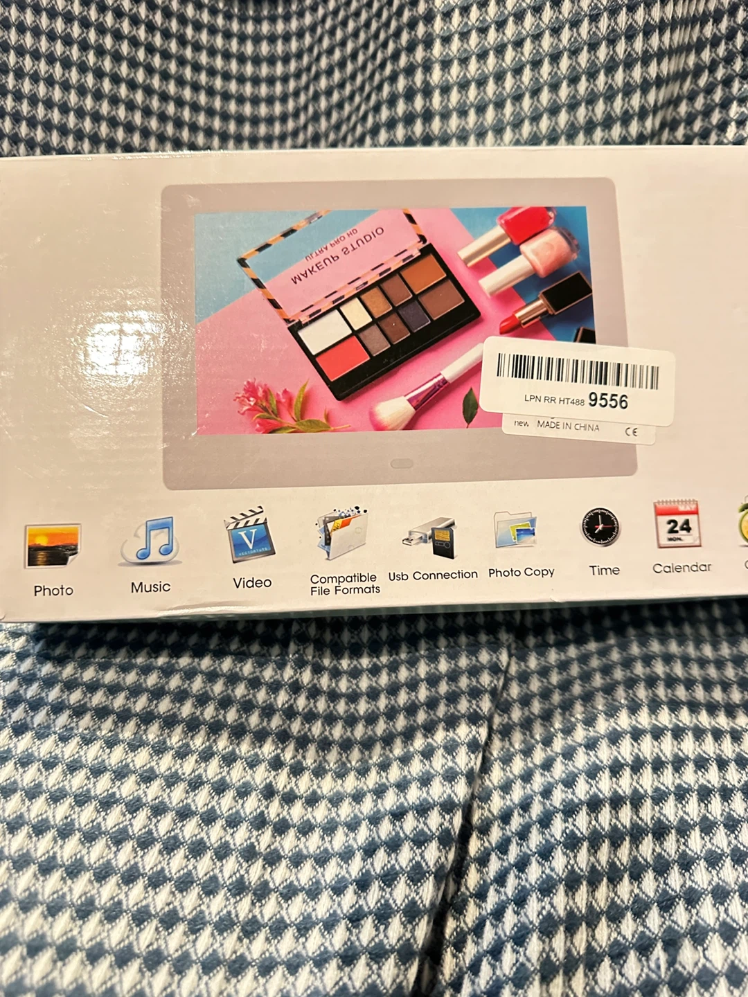 Digital Photo Frame - New in Box! - photo 2