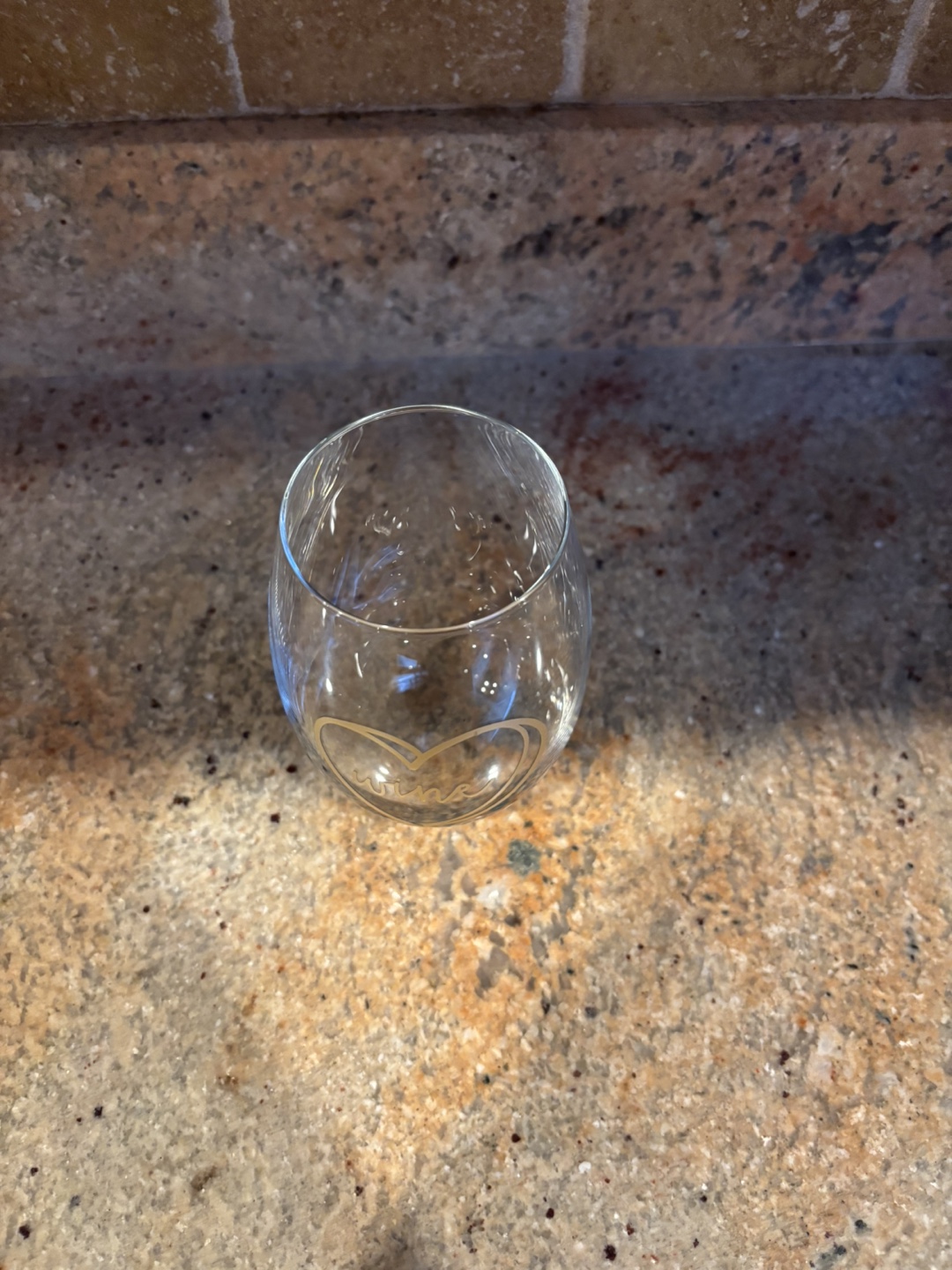 Stemless Wine Glass with Heart Design - photo 2