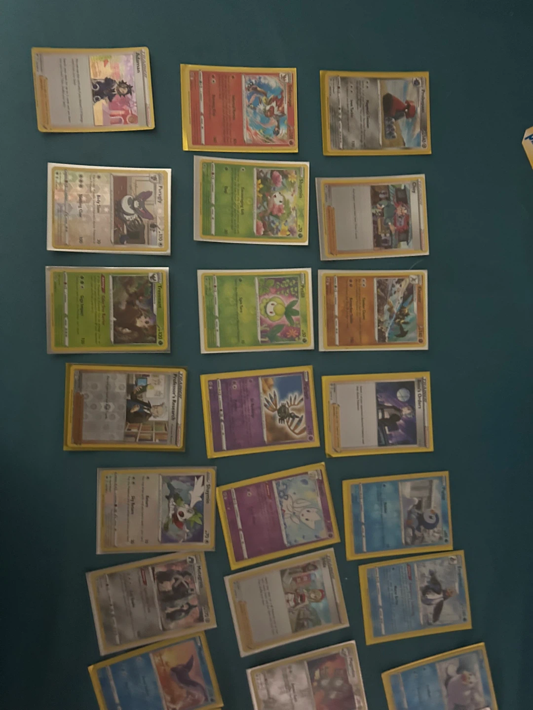 Mixed Lot of Pokemon Trading Cards - photo 2