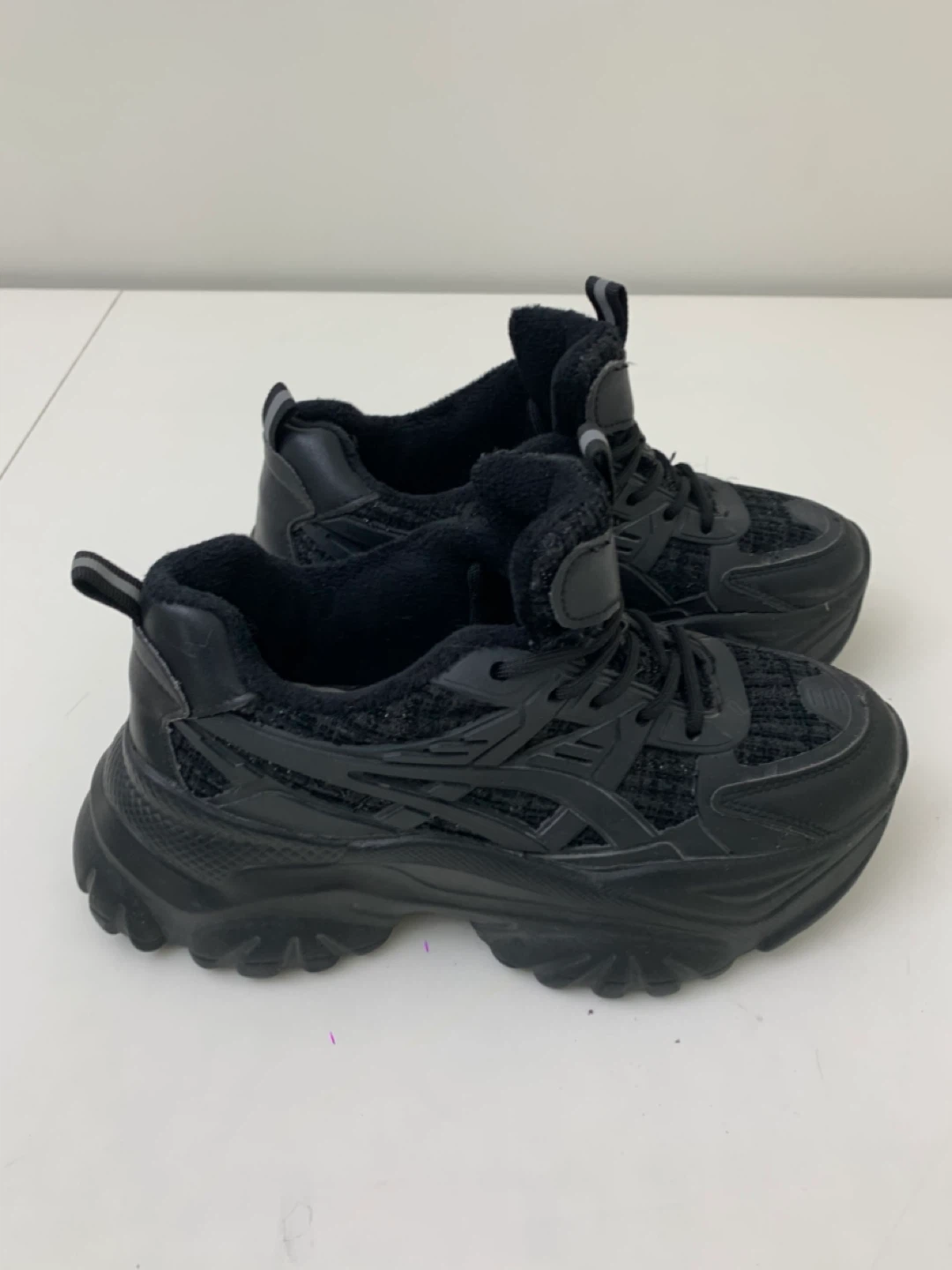 Women’s Black Fashion Sneakers - size 6 1/2 - 7 - shoes - photo 3