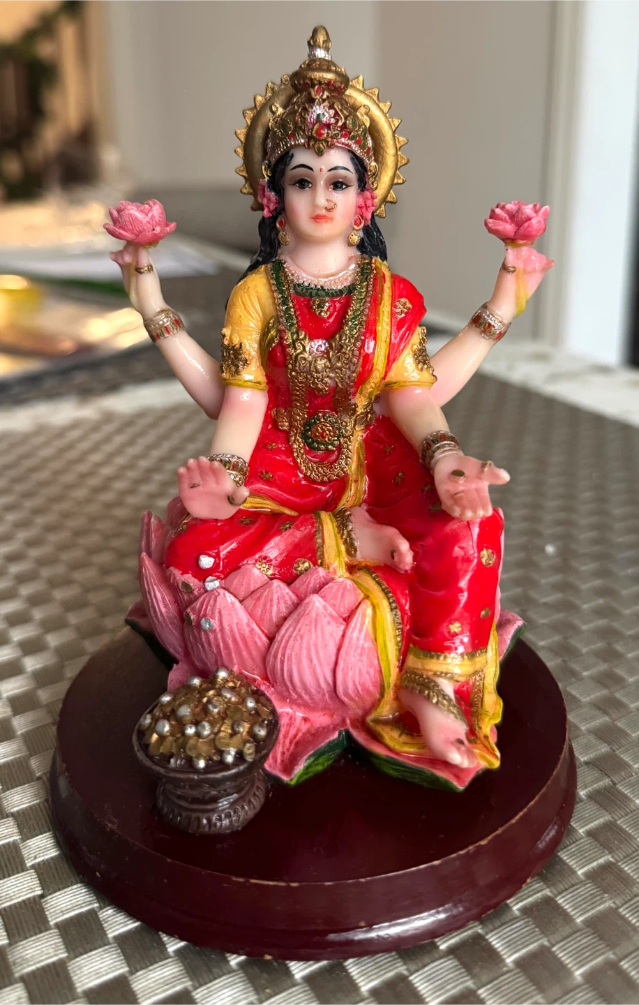 Beautiful Lakshmi Statue (6” x 4”) amazing collection - photo 2