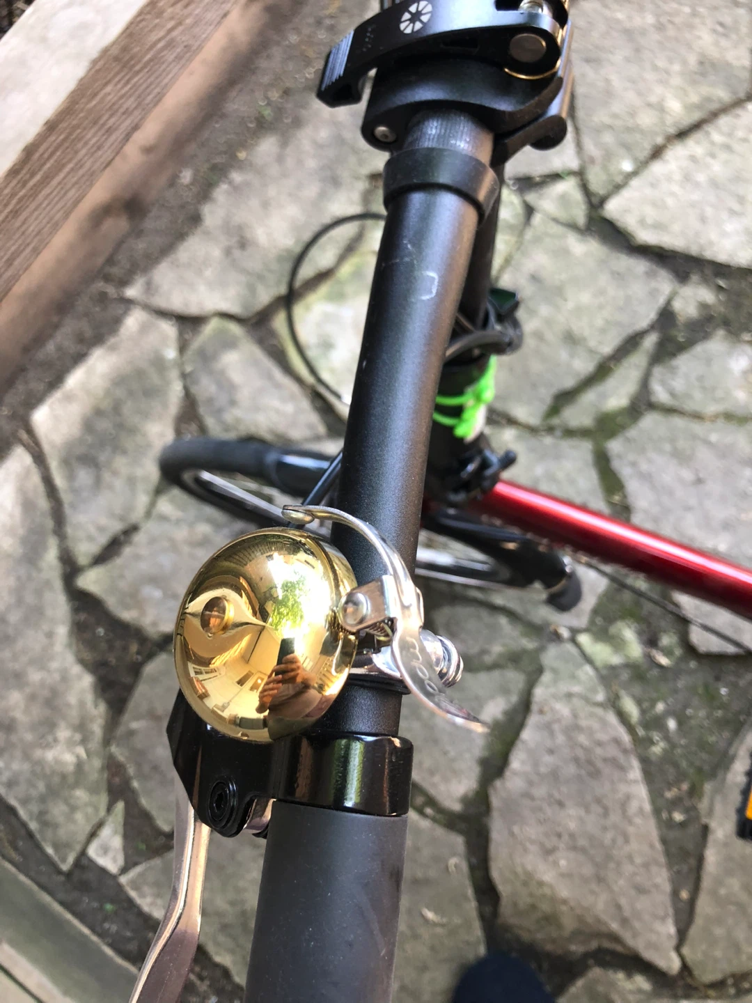 Dahon Vybe D7 Folding Bike - Red - photo 3