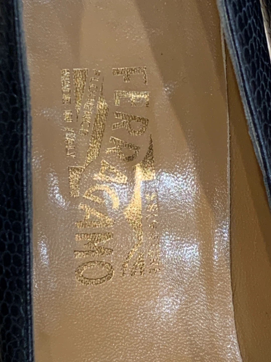 Ferragamo Lizard Pumps - photo 3