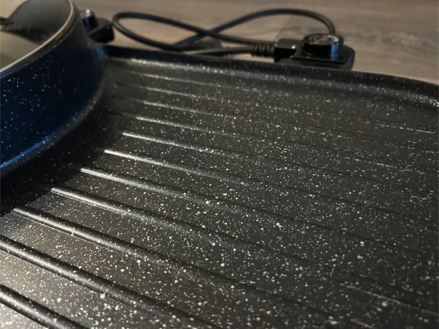 VEVOR Electric Hot Pot Grill - photo 5