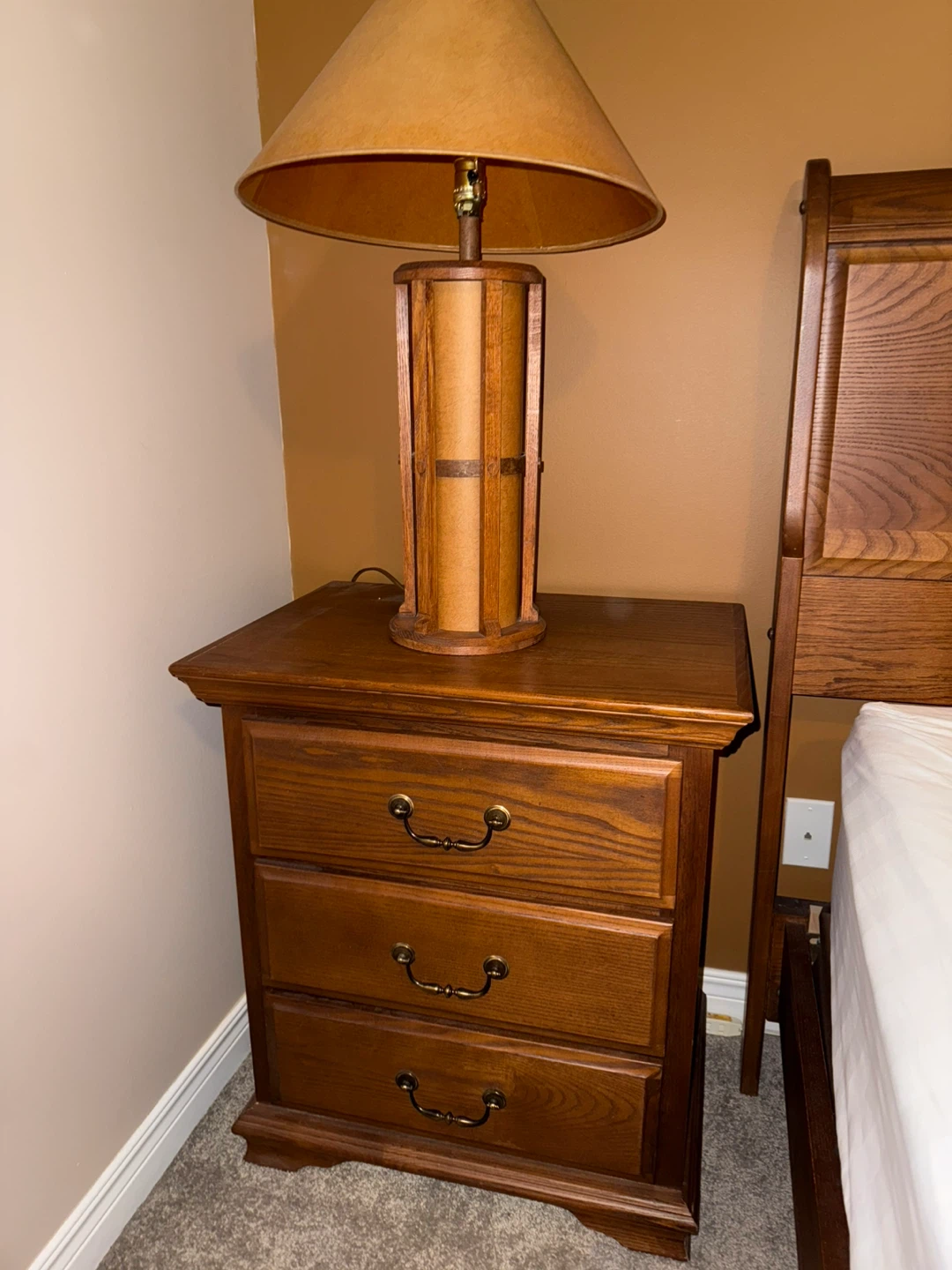 Solid wood King-size bedroom set - photo 5