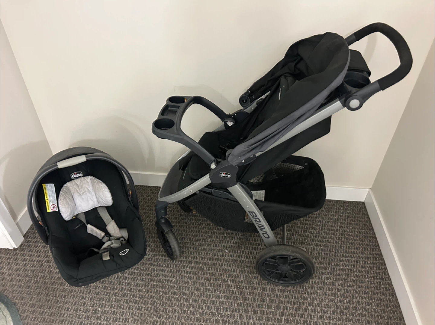 Chicco Bravo Travel System - Stroller & KeyFit 30 Car Seat - photo 2