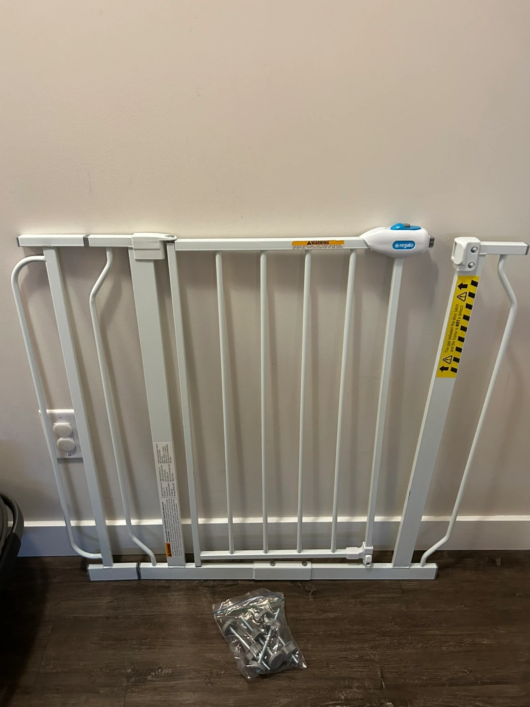 Regalo Baby Gate - White