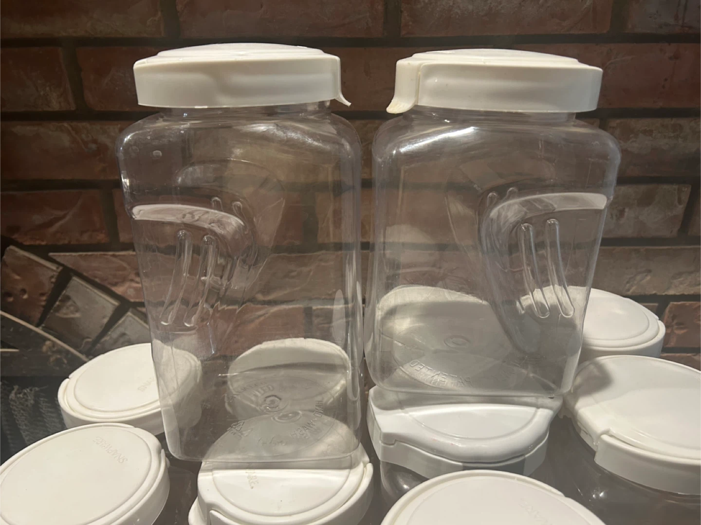 13 Snapware Airtight Food Storage Containers