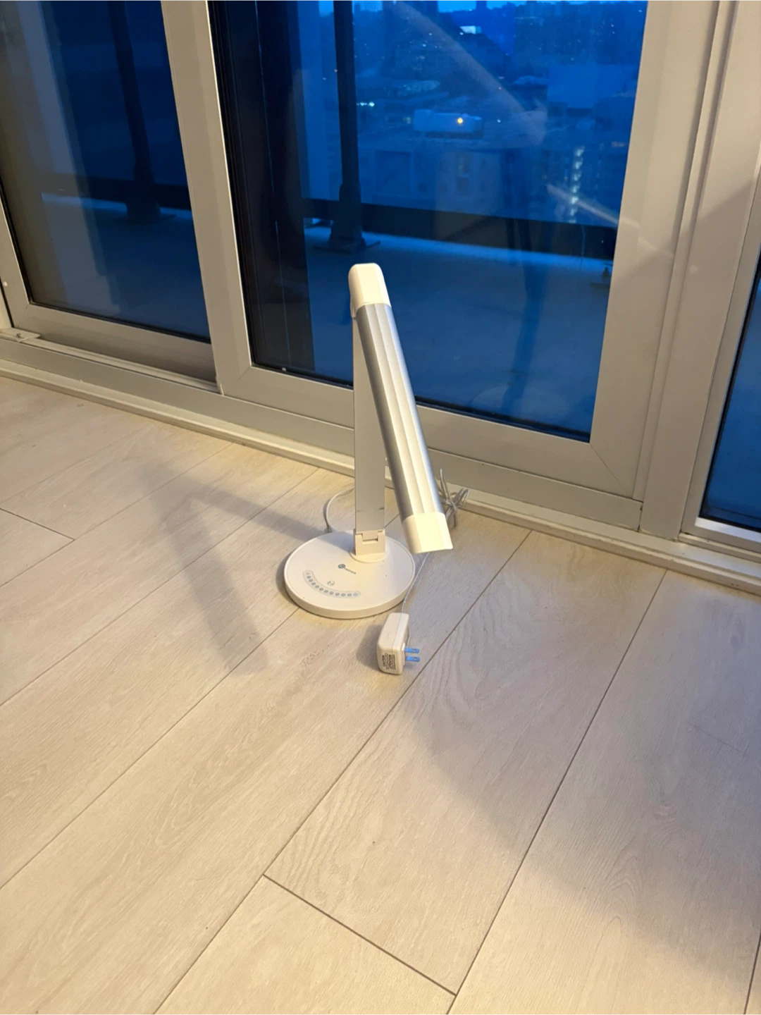 TaoTronics White LED Desk Lamp - photo 3